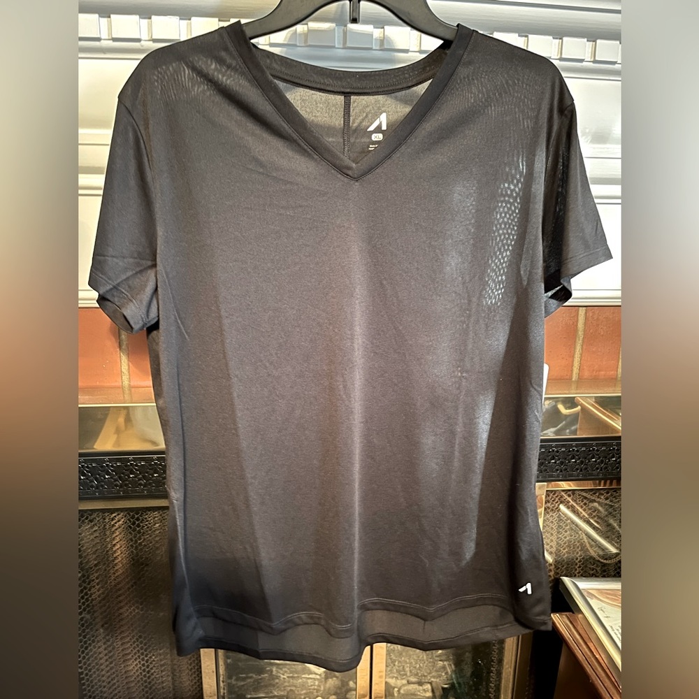 ALIVE MAGNETICS Sheer Vneck Top Short Sleeve Shirt Women’s XL NWT